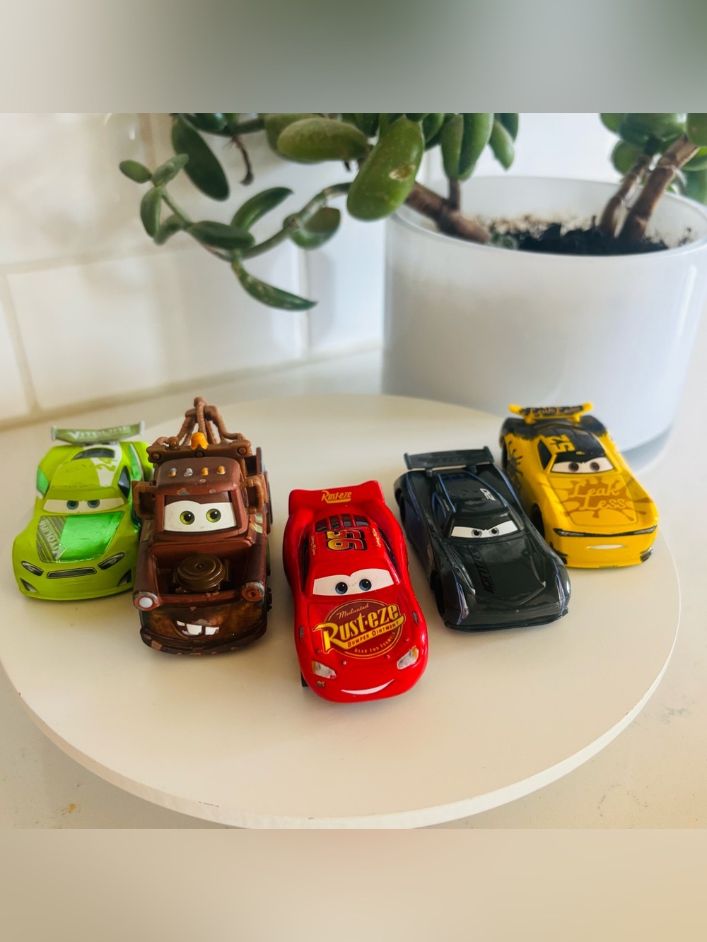 Disney & Pixar Cars set of 5 Cars characters